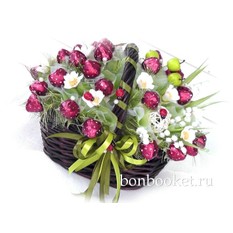 Букет из конфет Клубничное лукошко
