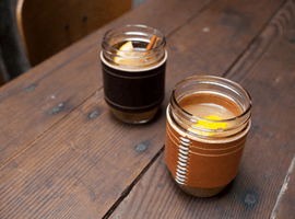 Кожаный чехол для чашки