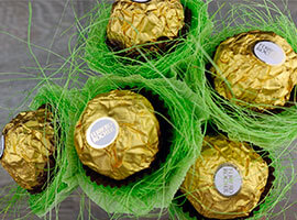 Букет роз из конфет. Часть 2: конфеты Ferrero Rocher