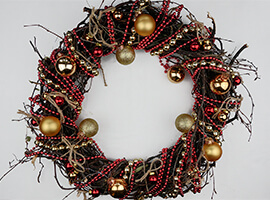 Новогодний венок из березовых веток