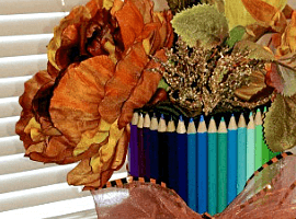 Ваза из карандашей