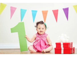 Что подарить девочке на год?