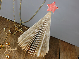 Елочка из старой книги